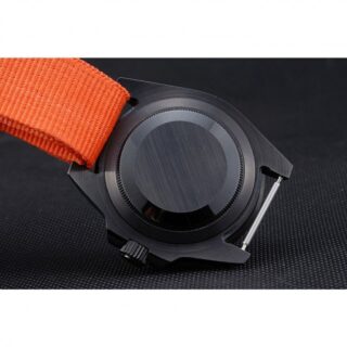 Submariner Black Dial 622011 Style Perspective