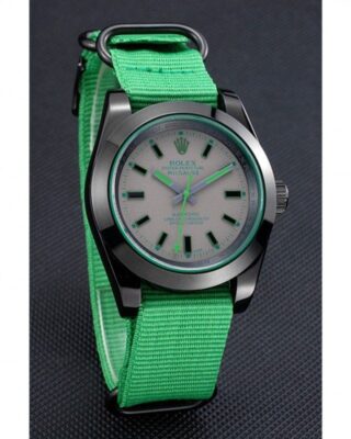 Milgauss Green Dial 622004 Angle Detail