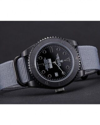 Submariner Black Dial 621996 Close-Up Focus