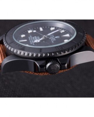 Submariner Black Dial RL426 621388 Feature Highlight