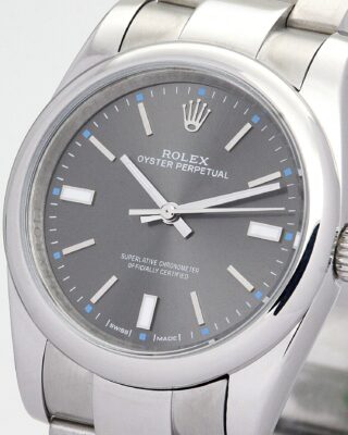 Oyster Perpetual Lady Black Dial 177200-2 Angle Detail
