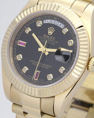 Day-Date Black Dial 118238 Angle Detail