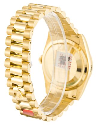 Day-Date White Dial 118238 Angle Detail