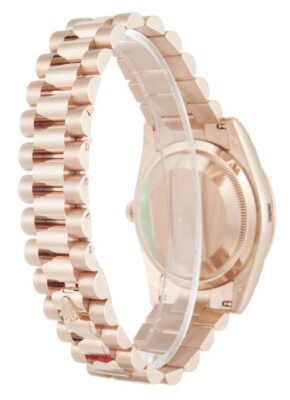 Day-Date Rose Dial 118235 F Angle Detail