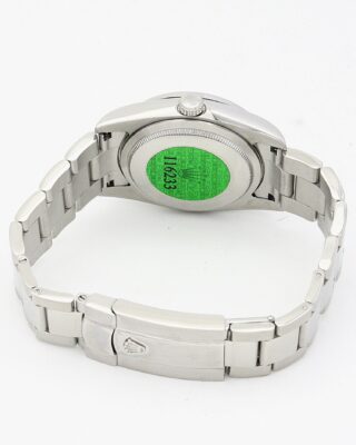 Oyster Perpetual Lady Purple Dial 177200 Close-Up Focus