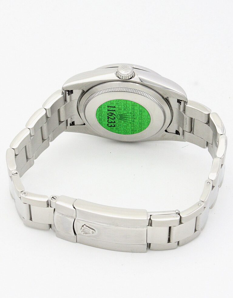 Oyster Perpetual Lady Purple Dial 177200 Close-Up Focus