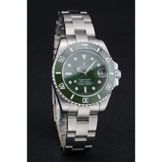 Submariner Green Dial 1454151 Angle Detail