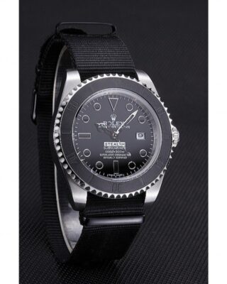 Submariner Black Dial 621988 Angle Detail