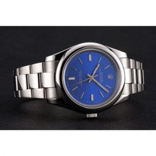 Oyster Perpetual Date Blue Dial REP016835 Close-Up Focus