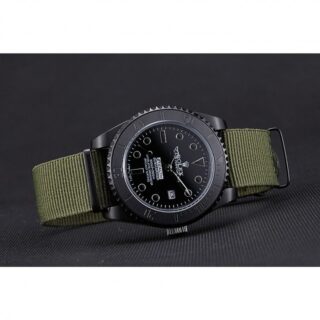 Submariner Black Dial 621995 Close-Up Focus