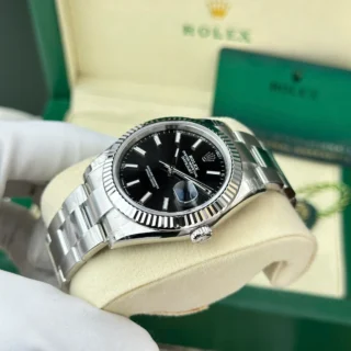 Datejust Black Dial Fluted Bezel Oyster Bracelet