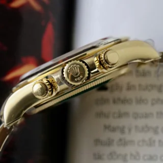 Daytona Black Dial Gold Bezel Gold Case Oyster Bracelet