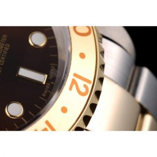 GMT-Master II Black Dial PR151515 Profile Shot