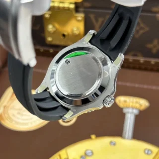 Yacht Master Black Dial Black Bezel OysterFlex Strap