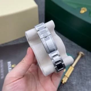 GMT Master II Batman Blue and Black Bezel Oyster Bracelet
