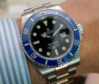 Superclone Submariner "Cookie Monster" Black Dial 126619LB Alternate Angle