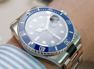 Superclone Submariner "Cookie Monster" Black Dial 126619LB Feature Highlight