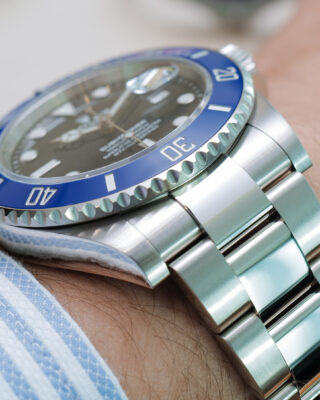 Superclone Submariner "Cookie Monster" Black Dial 126619LB Close-Up Focus