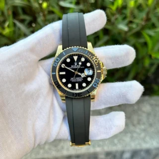 Yacht-Master Black Dial Yellow Gold Oysterflex Bracelet