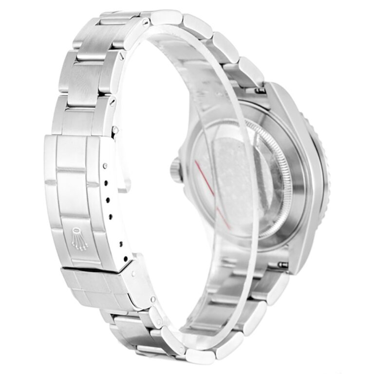 Submariner Black Dial 16610LV "Kermit" Angle Detail