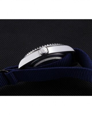 Submariner Blue Dial 621989 Feature Highlight