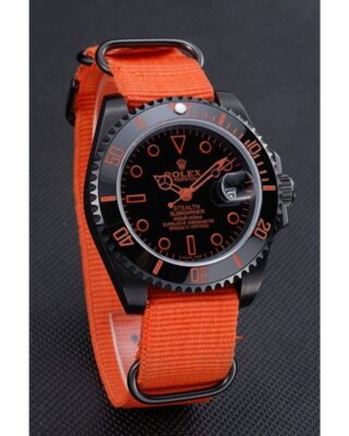 Submariner Black Dial 622011 Angle Detail
