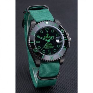 Submariner Black Dial 622009 Angle Detail