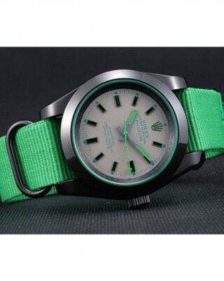 Milgauss Green Dial 622004 Close-Up Focus
