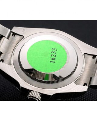 Submariner Black Dial PR16233NBB Feature Highlight
