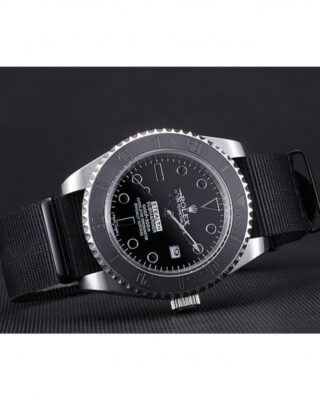 Submariner Black Dial 621988 Close-Up Focus