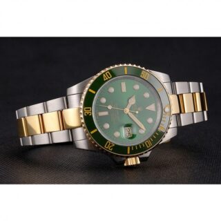 Superclone Submariner Green Dial PR16233GRG Close-Up Focus