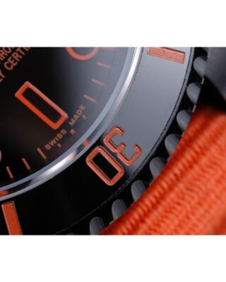 Submariner Black Dial 622011 Feature Highlight