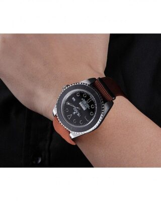 Submariner Black Dial 621992 Visual Detail