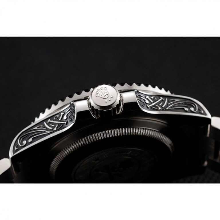 Submariner Green Dial 1454079 Profile Shot