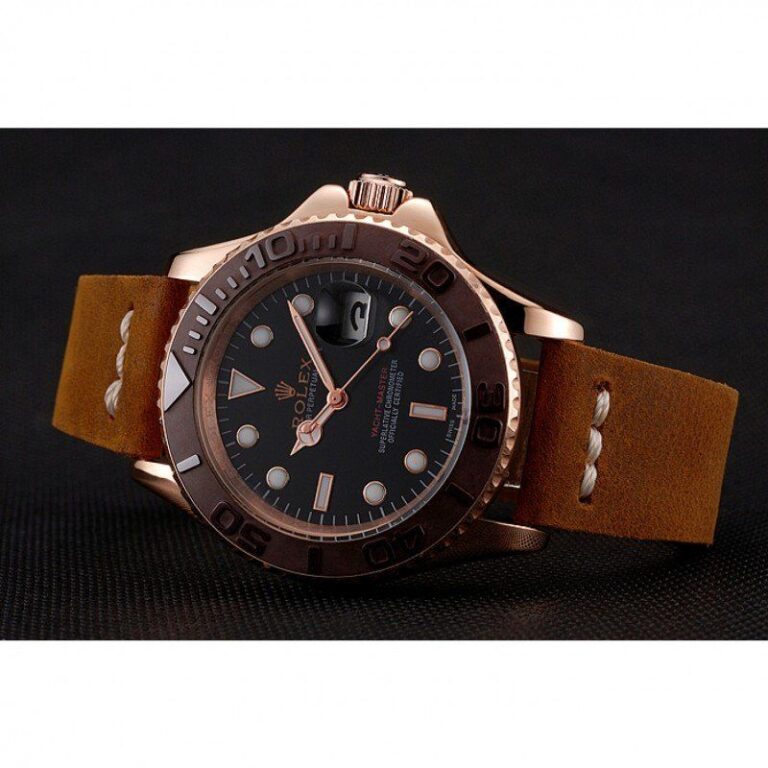 Yacht-Master Black Dial 1453860 Close-Up Focus