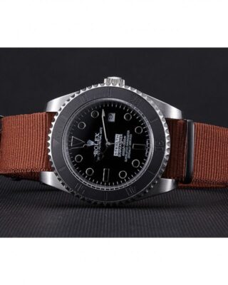 Submariner Black Dial 621992 Design Element