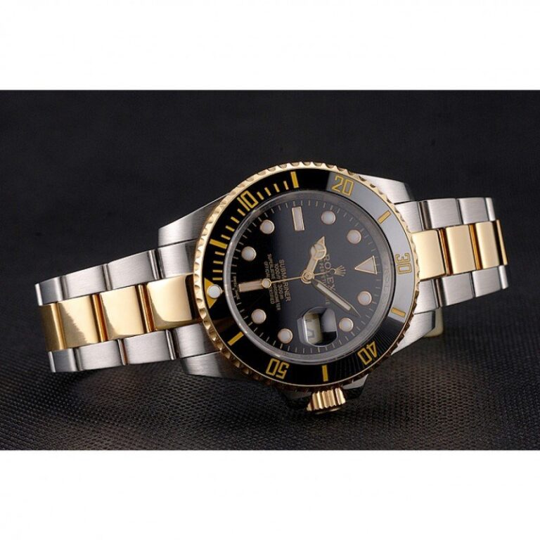 Superclone Submariner Black Dial PR16233BG Close-Up Focus