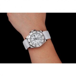 Submariner White Dial 1453867 Style Perspective