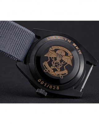 Submariner Black Dial 621996 Feature Highlight