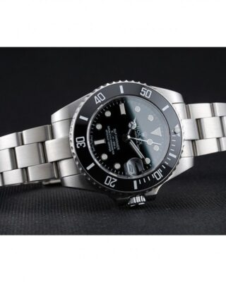 Submariner Black Dial 1454153 Close-Up Focus