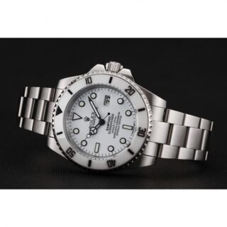 Submariner White Dial 1453863 Close-Up Focus