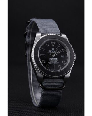 Submariner Black Dial 98230 Angle Detail