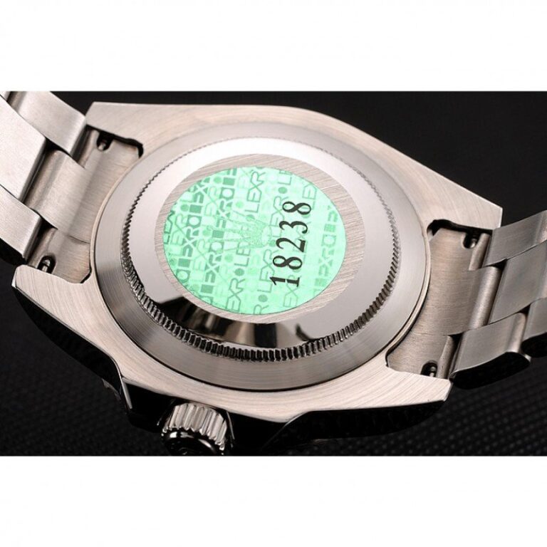 Submariner White Dial 1453863 Profile Shot