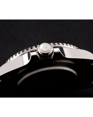 Submariner Green Dial 1454069 Profile Shot