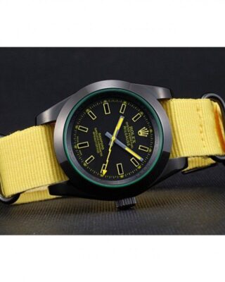 Milgauss Black Dial 621999 Close-Up Focus