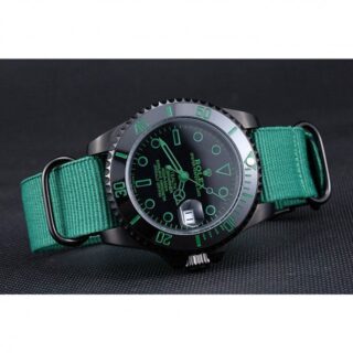 Submariner Black Dial 622009 Close-Up Focus