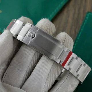 Explorer Black Dial Oyster bracelet