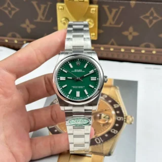 Oyster Perpetual Green Dial Smooth Bezel Oyster Perpetual