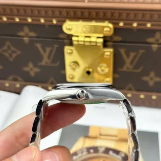 Oyster Perpetual Silver Dial Smooth Bezel Oyster Bracelet