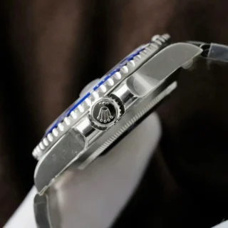 Submariner Blue Bezel Black Dial Oyster Bracelet